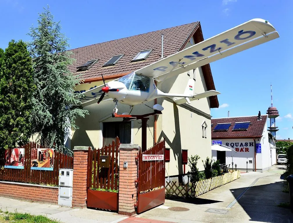 Bed and Breakfast Pilota Panzio Szegedin 0*,  Ungarn